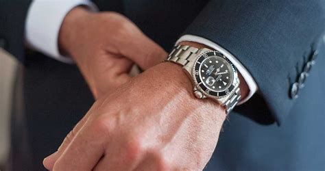 questions to ask when buying a rolex|best rolex model for investment.